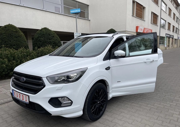 Ford Kuga cena 65900 przebieg: 187000, rok produkcji 2018 z Szczecin małe 781